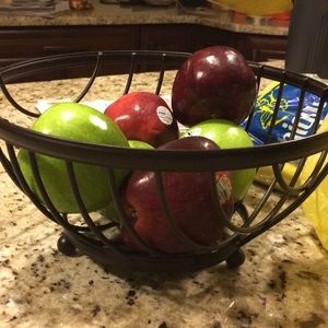 Meet your Posher, Monica